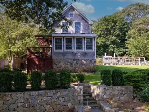 134 Wildrose Ave, Guilford, CT 06437