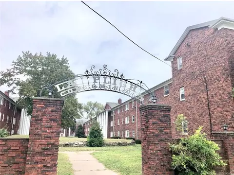 505 Burnside Ave #A4, East Hartford, CT 06108