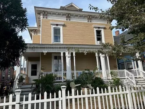 167 Maple St, Bridgeport, CT 06608