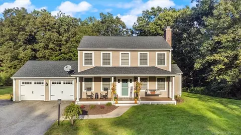 8 Stony Ridge Rd, Windham, CT 06256