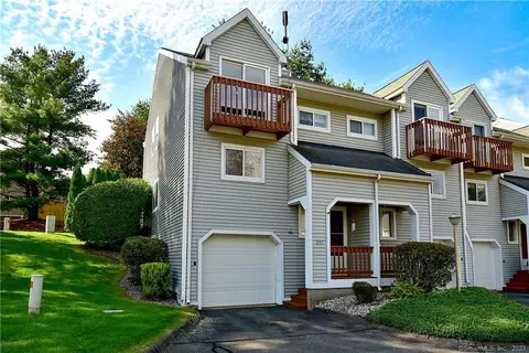 70 Old Town Rd #333, Vernon, CT 06066