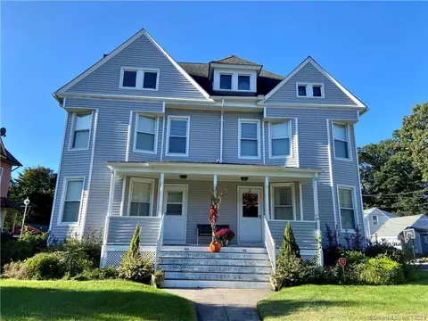 144 Hawthorne Ave, Derby, CT 06418