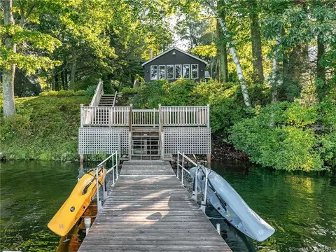 19 Marsh Pt, Morris, CT 06763