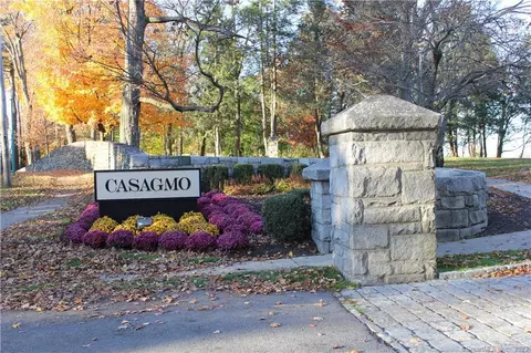 15 Carpenter Close Close, Ridgefield, CT 06877