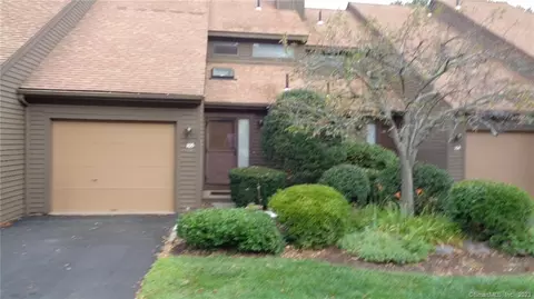 900 Mix Ave #105, Hamden, CT 06514