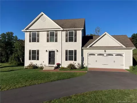 13 Brookside Dr, Killingly, CT 06241