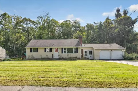 15 Country Ridge Dr, Shelton, CT 06484