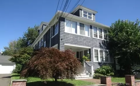 114 Harborview Ave, Bridgeport, CT 06605
