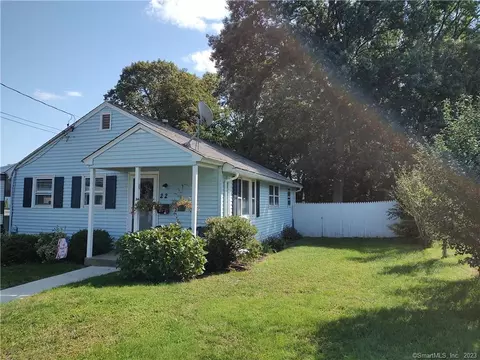 22 Sunnyside Dr, Shelton, CT 06484