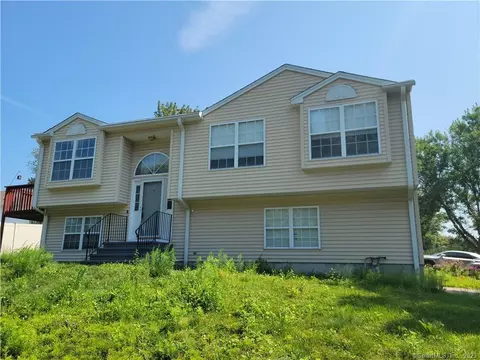 155 W Town St, Milford, CT 06460