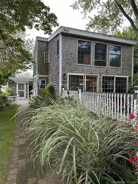 77 Chalker Beach Rd, Old Saybrook, CT 06475