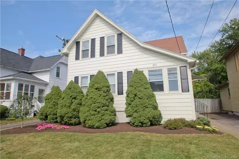 111 Spring St, Windsor Locks, CT 06096