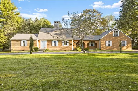 777 Cedar Rd, Southport, CT 06890