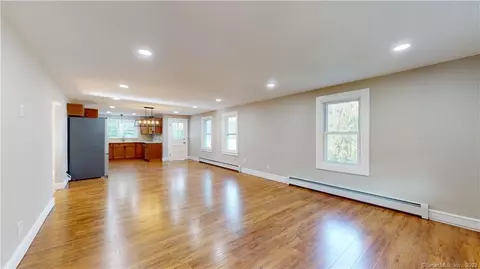 43 Franklin St, Manchester, CT 06040
