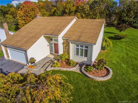 55 Pheasant Way, South Windsor, CT 06074