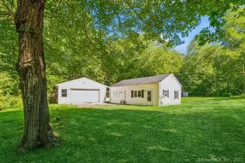 139 N Society Rd, Canterbury, CT 06331