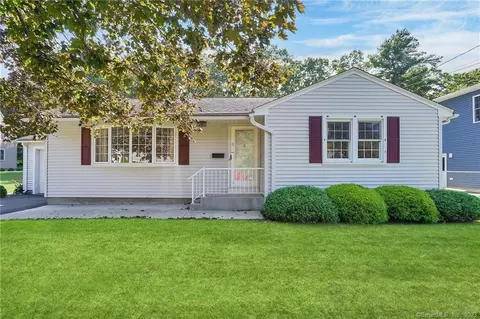 6 Hollywood Dr, Enfield, CT 06082