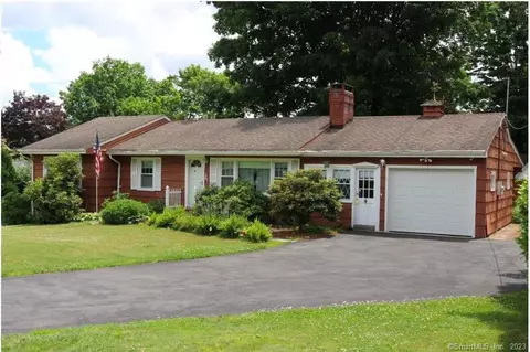 261 Sisk St, Middletown, CT 06457