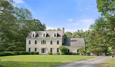 149 Fairview Rd, Westbrook, CT 06498