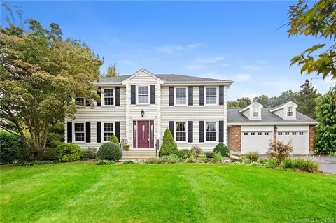 15 Pheasant Way, South Windsor, CT 06074