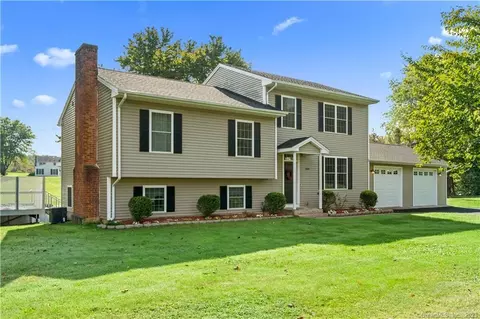 860 Clintonville Rd, Wallingford, CT 06492