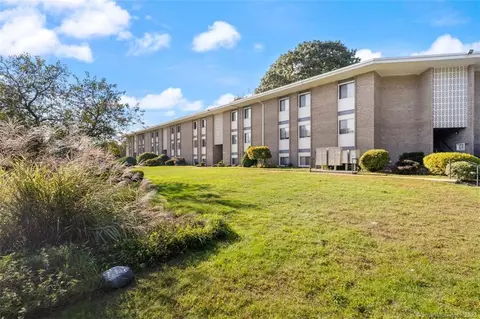281 Gardner Ave #C1, New London, CT 06320