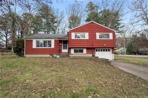 159 Crestview Dr, Colchester, CT 06415