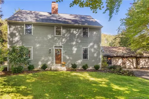 7 Deer Run, East Haddam, CT 06423