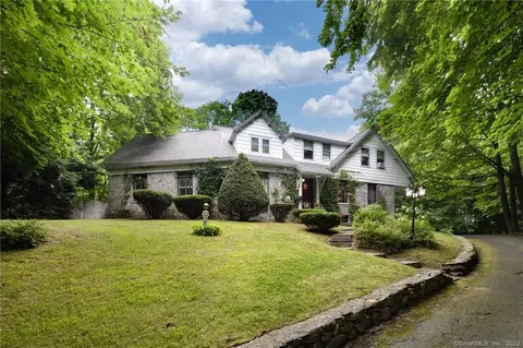226 North St, Watertown, CT 06795