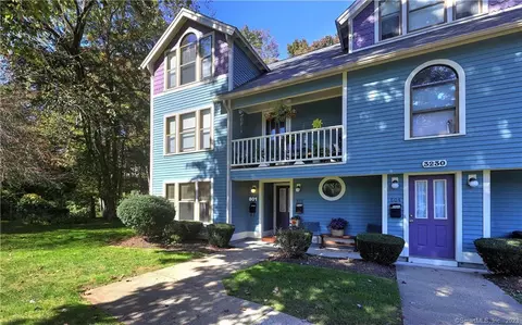 3230 Whitney Ave #801, Hamden, CT 06518