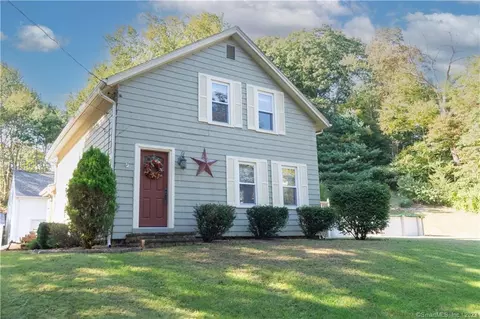 109 Depot Rd, Canterbury, CT 06331