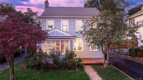 7 Raymond Ter, Norwalk, CT 06855