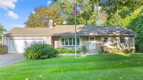 71 Timothy Rd, Naugatuck, CT 06770