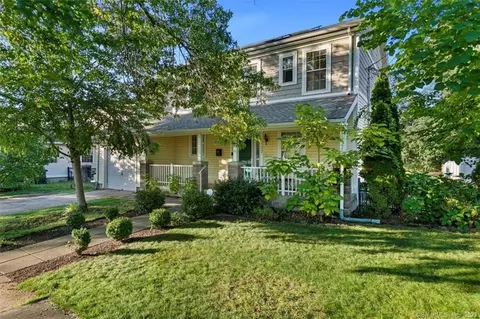137 Division St, New Haven, CT 06511