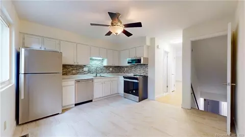 273 Derby Ave #803, Derby, CT 06418