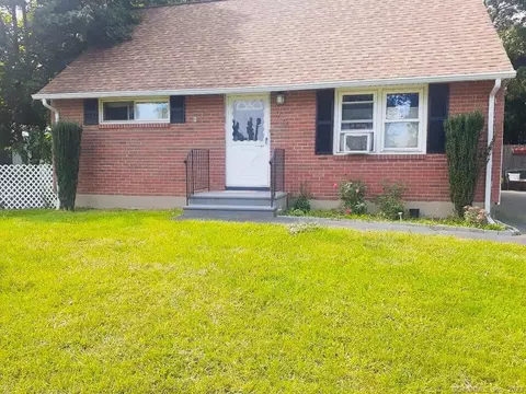 90 Skipper St, New Britain, CT 06053