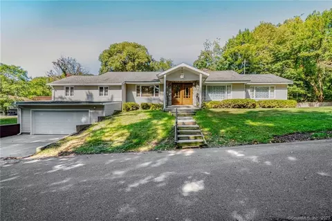 65 Fernwood Rd, New Britain, CT 06053