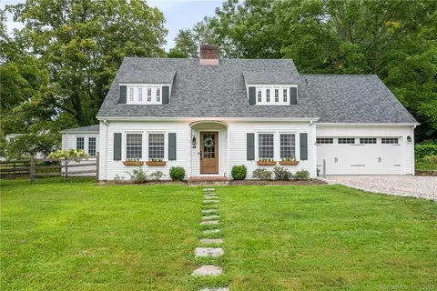 31 Hopewell Rd, Glastonbury, CT 06073