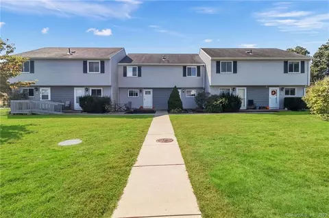 16 Seymour Rd #6D, East Granby, CT 06026
