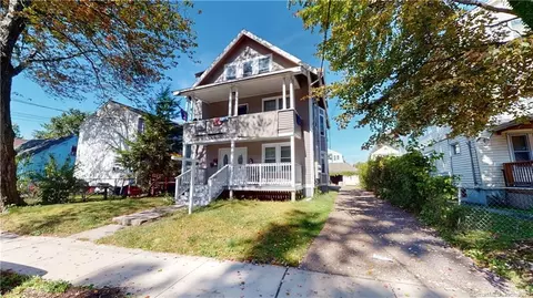 52 Catherine St, Hartford, CT 06106