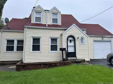 658 Pine Rock Ave, Hamden, CT 06514