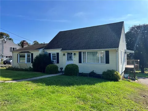 83 Harold Ave, Derby, CT 06418