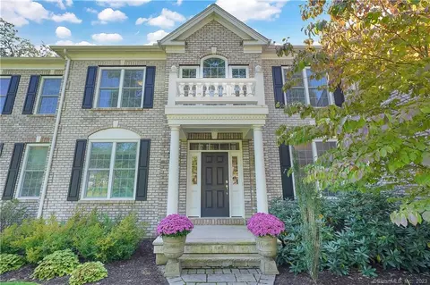 345 Northington Dr, Avon, CT 06001