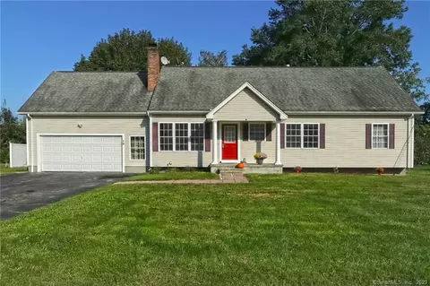 19 Larkspur Ln, Hamden, CT 06514