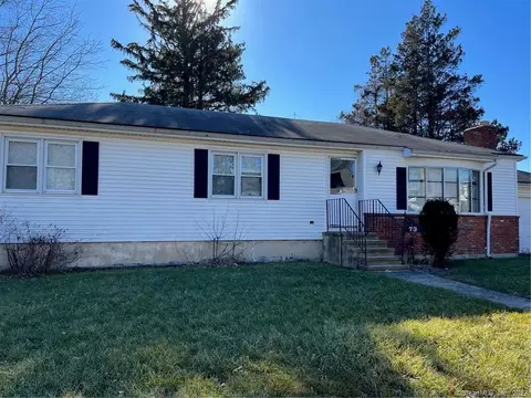 73 Mckinley Ave, Stratford, CT 06615