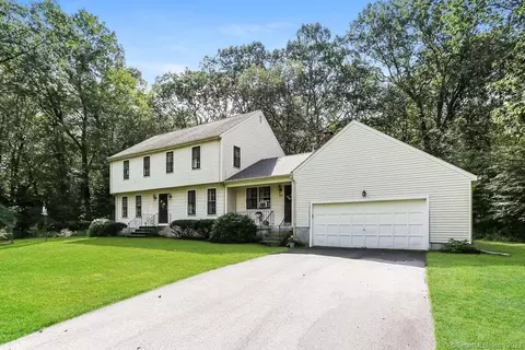 234 Chimney Sweep Hill Rd, Glastonbury, CT 06033