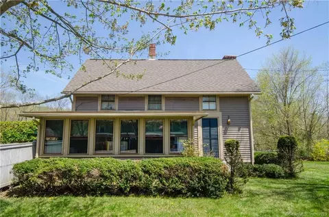 1 Town St, Lyme, CT 06371