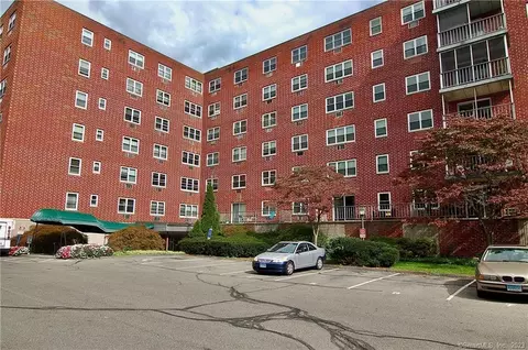 27 Northill St #1M, Stamford, CT 06907