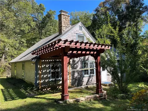 93 Sleepy Hollow Rd, North Stonington, CT 06359