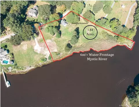 1048 River Rd, Groton, CT 06355